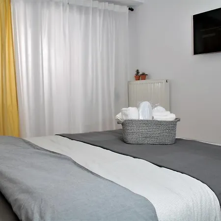Apartment Executive 1