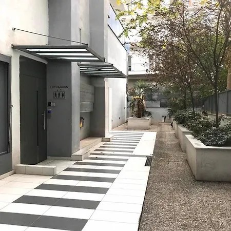 Executive 1 * 塞萨洛尼基